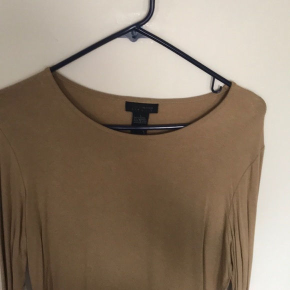 Top - Picture 2 of 2